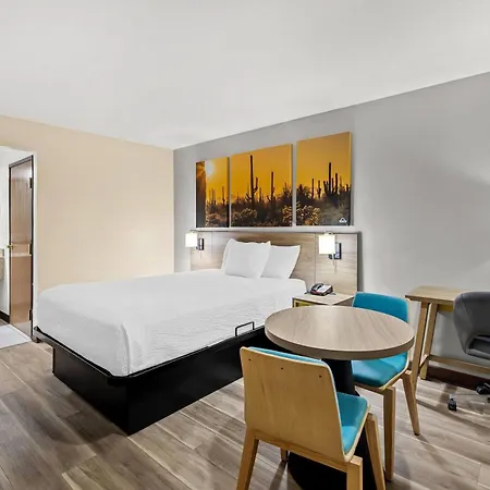 Days Inn By Wyndham Tucson Airport Drexel Heights Exterior photo
