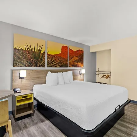 Days Inn By Wyndham Tucson Airport Drexel Heights Exterior photo