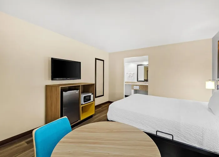 Days Inn By Wyndham Tucson Airport