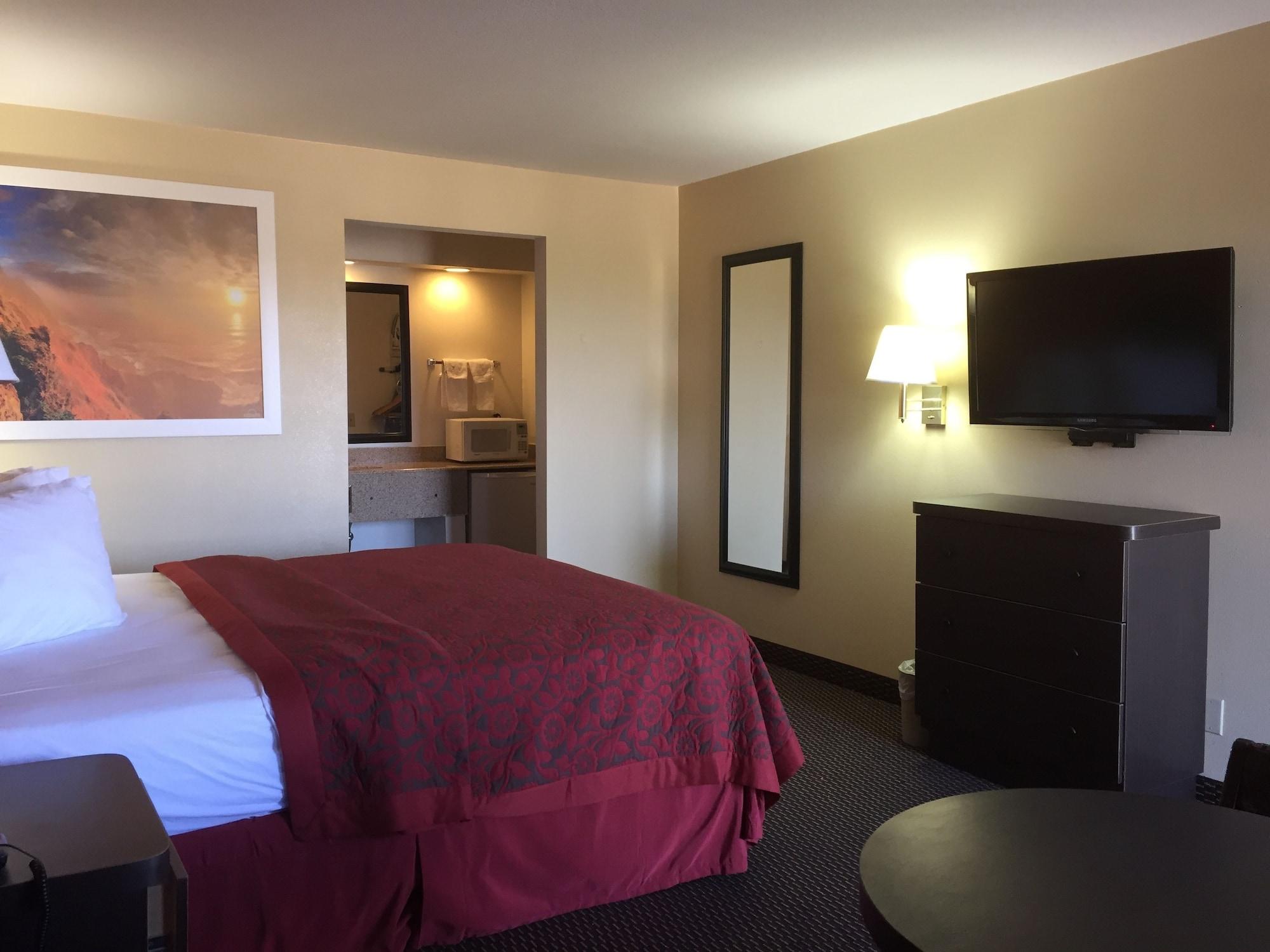 Days By Wyndham Tucson Airport Hotel
