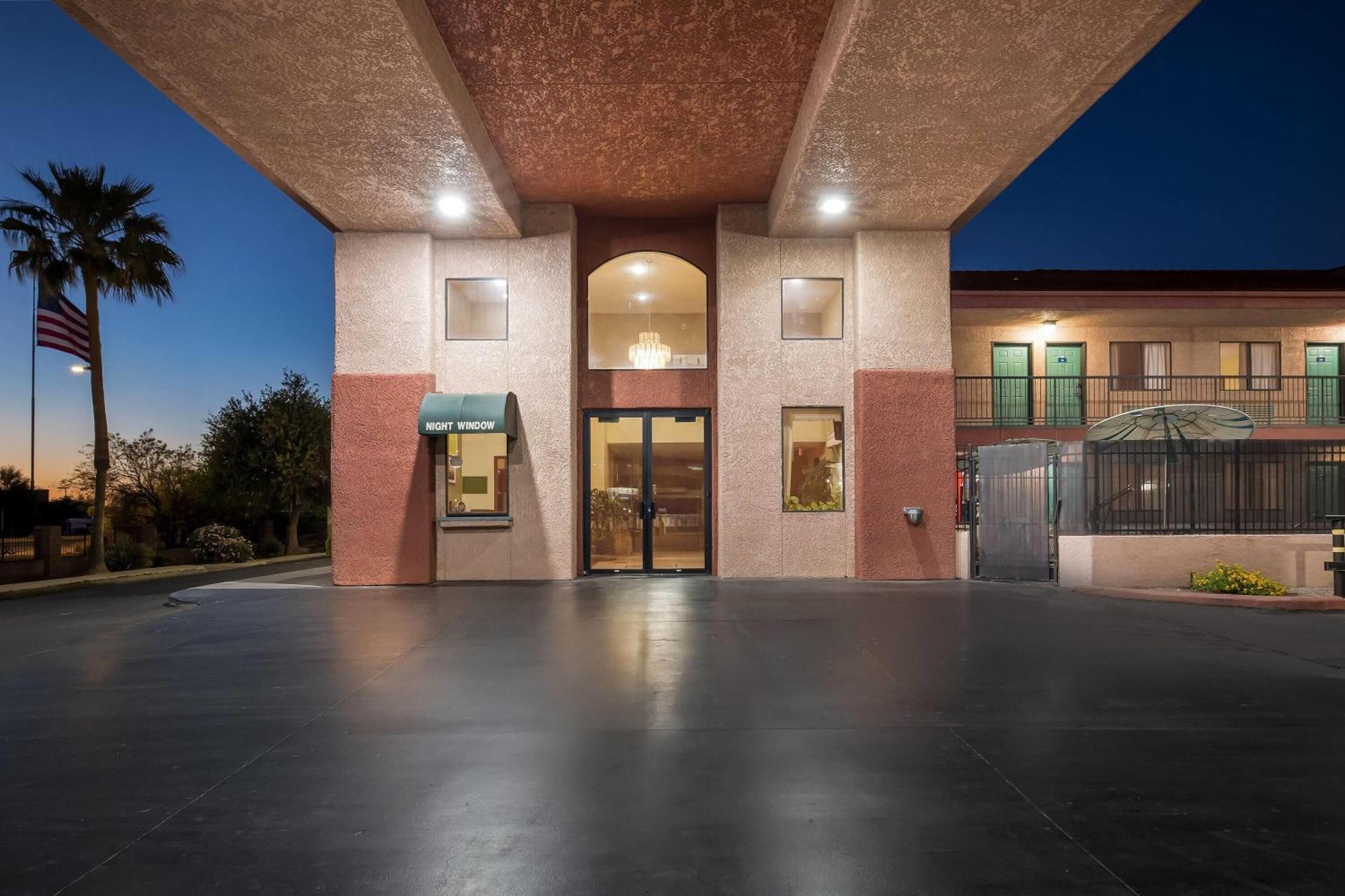 Days By Wyndham Tucson Airport Drexel Heights