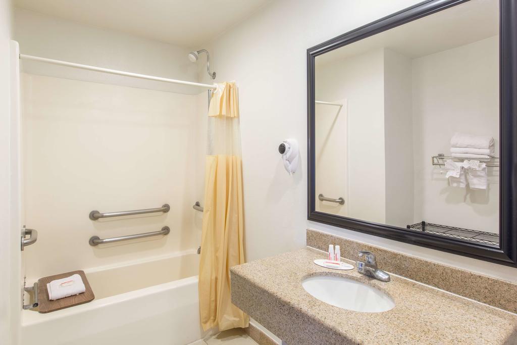 Hotel Days By Wyndham Tucson Airport Drexel Heights