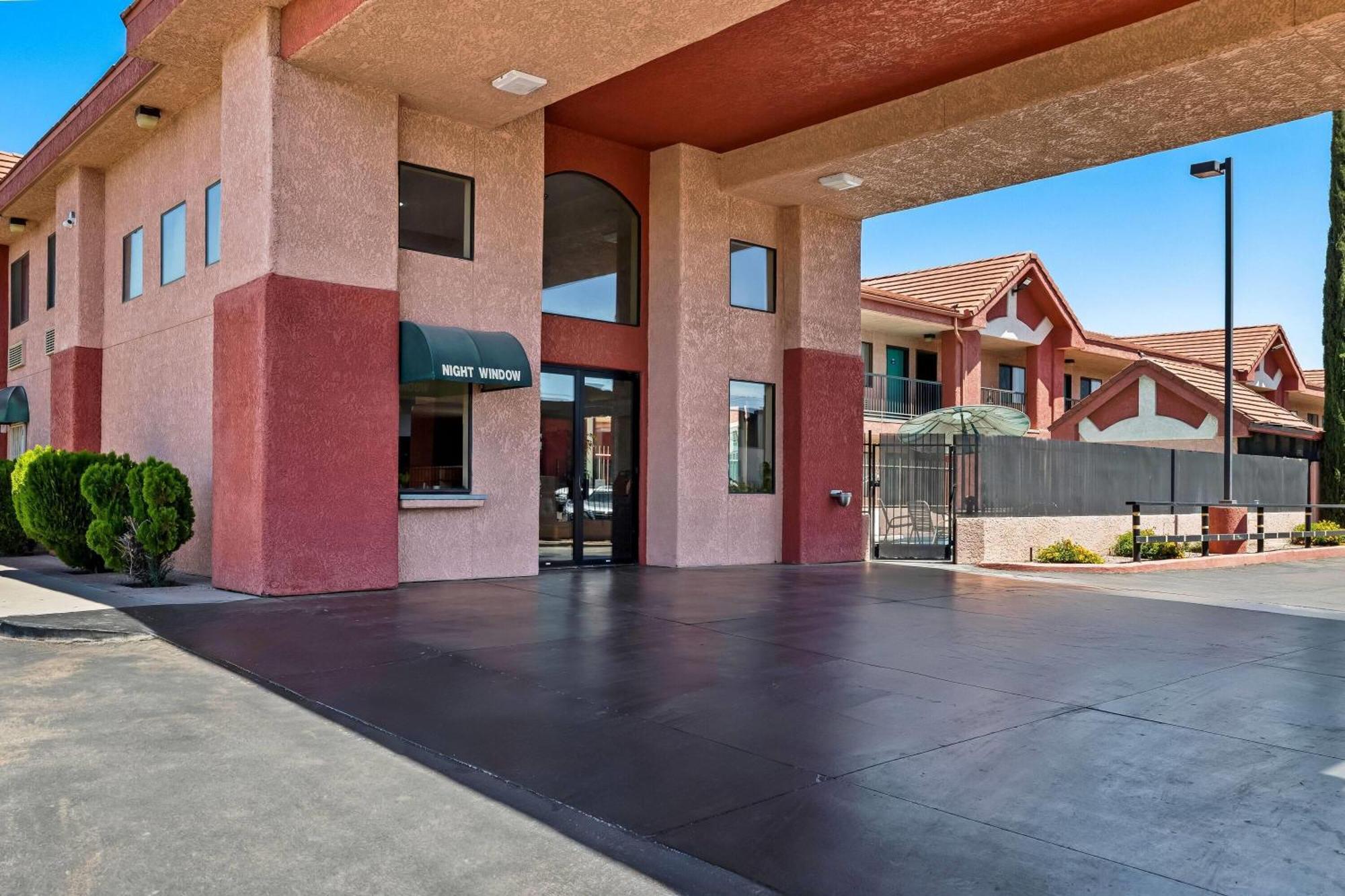 Days By Wyndham Tucson Airport Hotel Drexel Heights